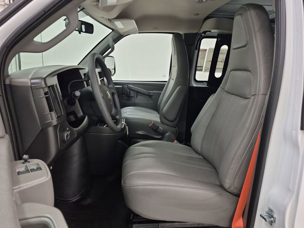New 2025 Chevrolet Express 2500 w/ Driver Convenience Package image 20