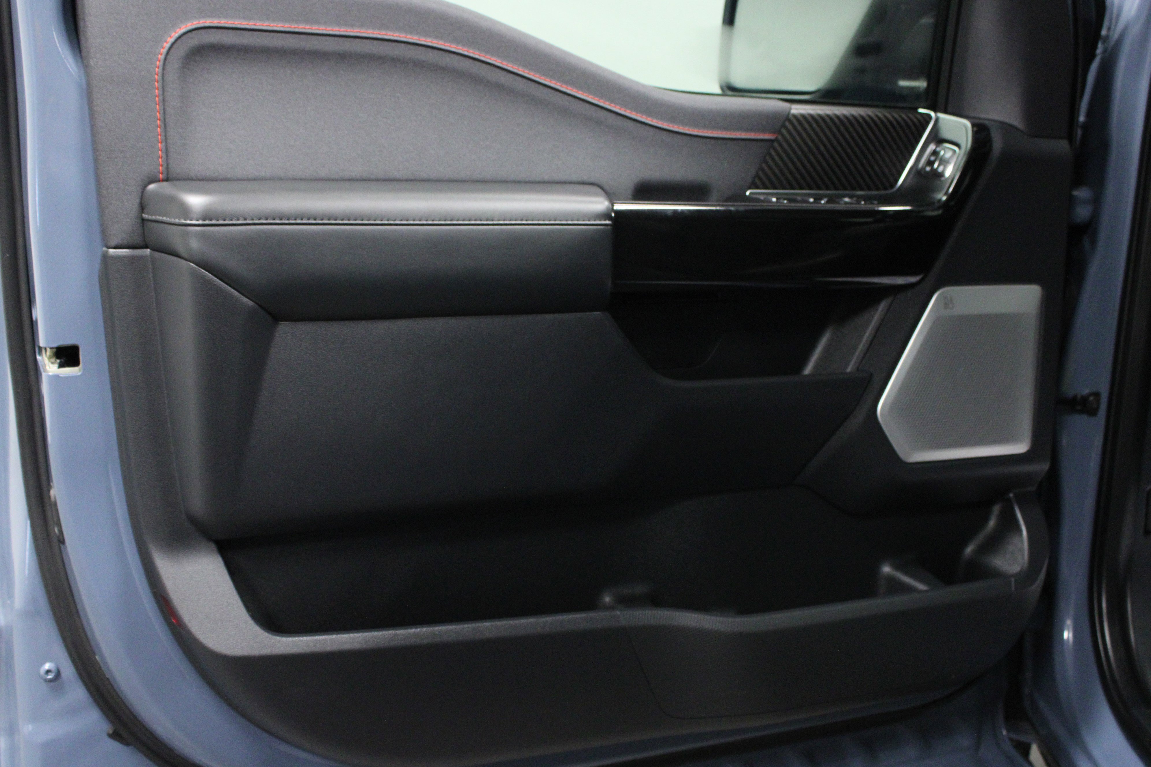 Used 2023 Ford F150 Raptor w/ Equipment Group 802A Raptor R AWD/4WD image 11