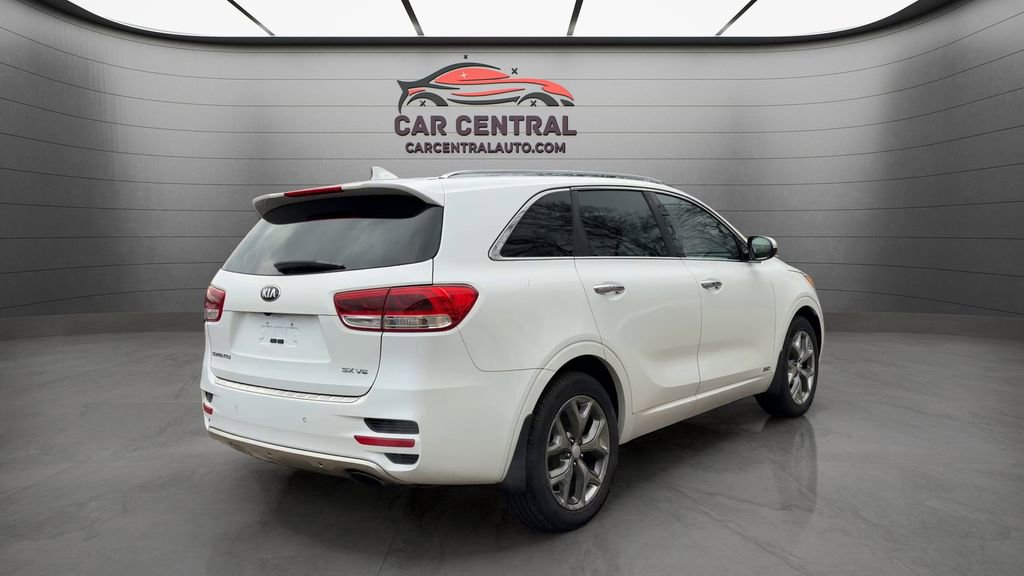 Used 2016 Kia Sorento SX image 5