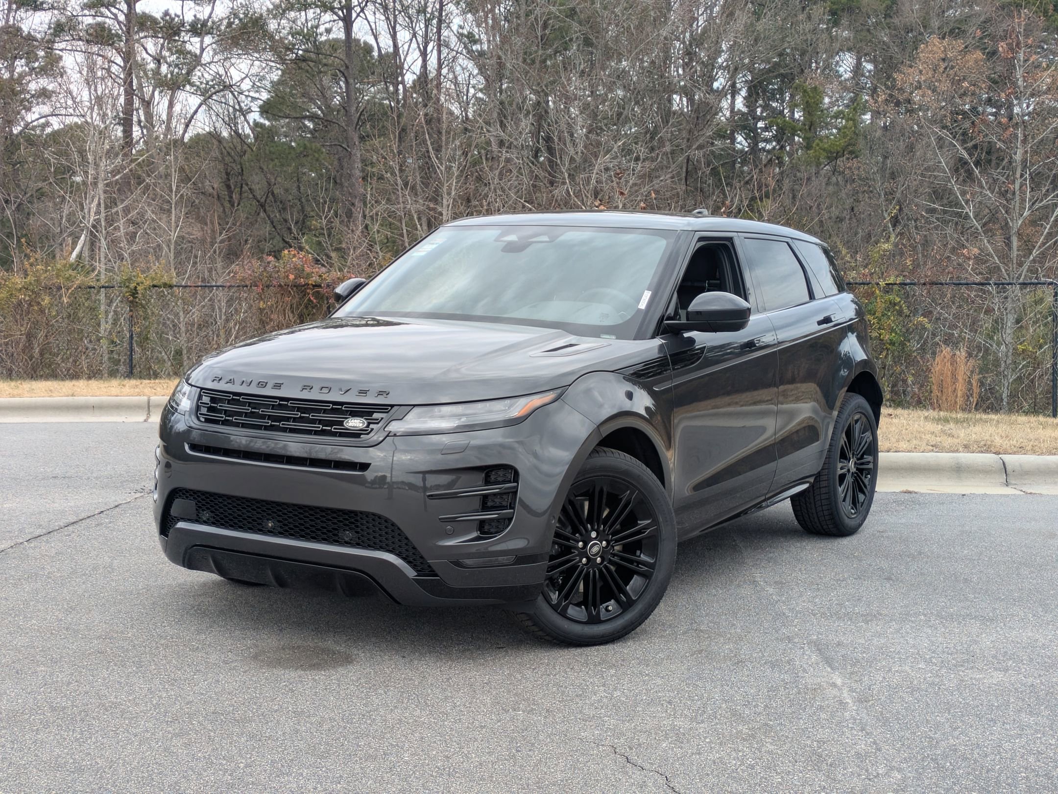 New 2026 Land Rover Range Rover Evoque Dynamic SE image 1