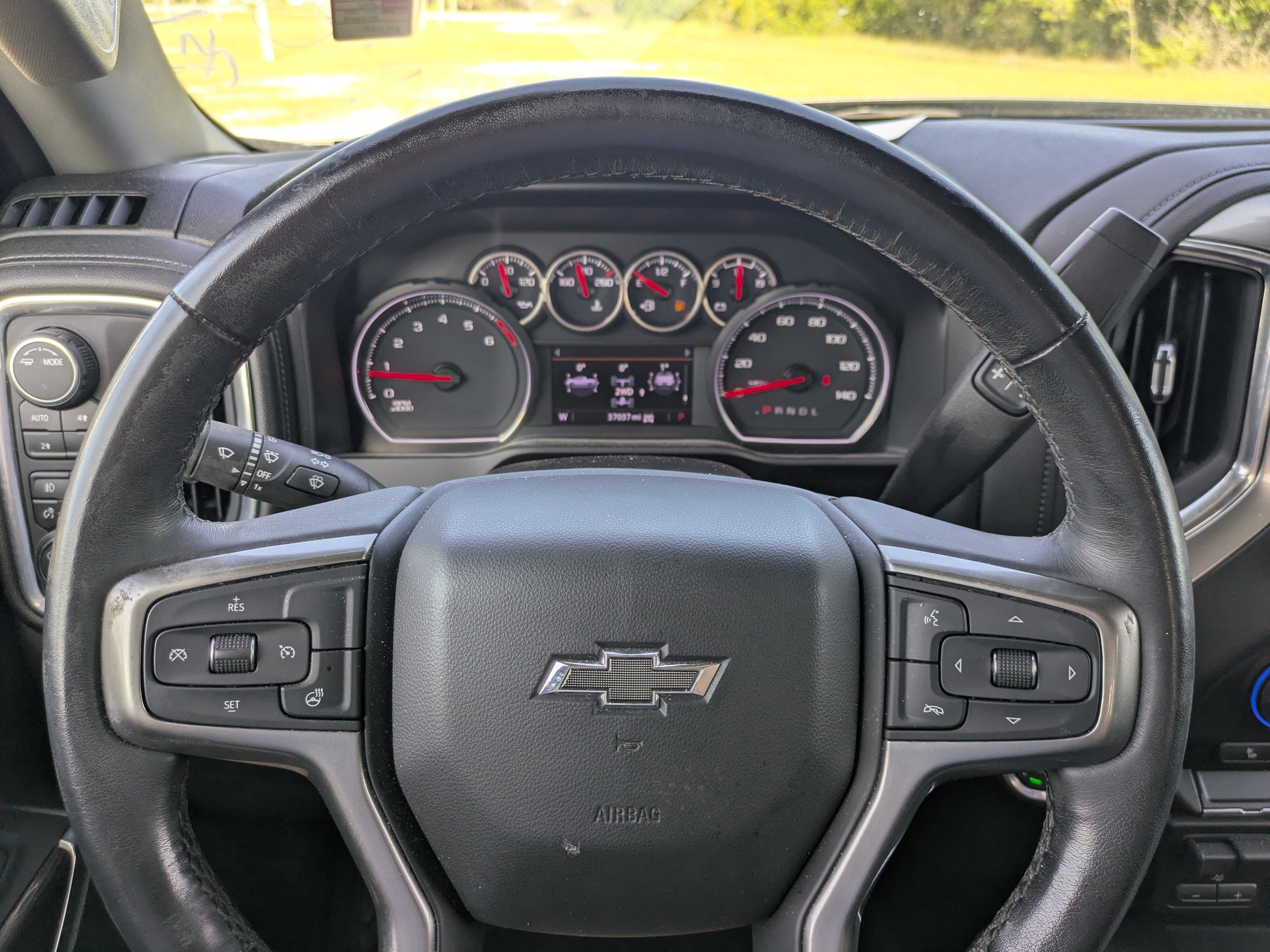 Used 2021 Chevrolet Silverado 1500 LT Trail Boss w/ Convenience Package II AWD/4WD image 25