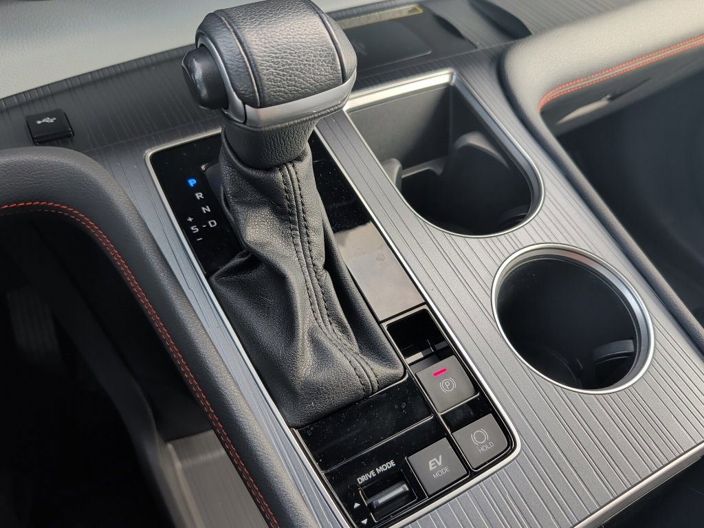 Used 2023 Toyota Sienna XSE w/ XSE Plus Package image 24