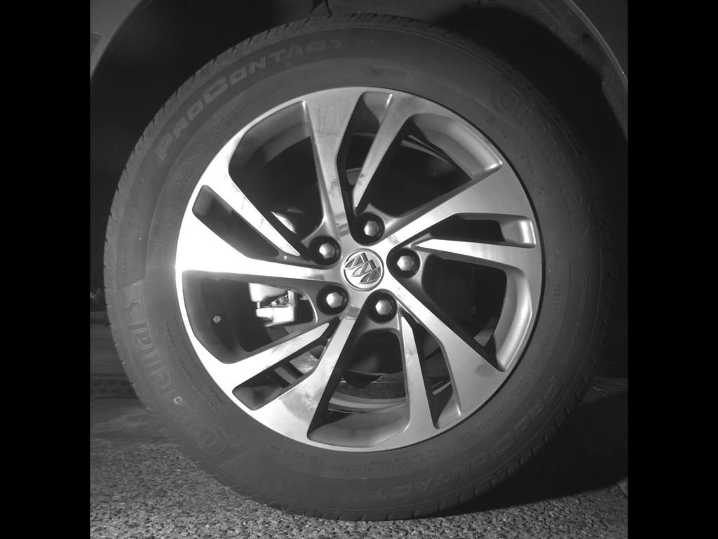 Certified 2023 Buick Envision Essence FWD image 13