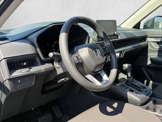 Used 2025 Honda CR-V LX image 12
