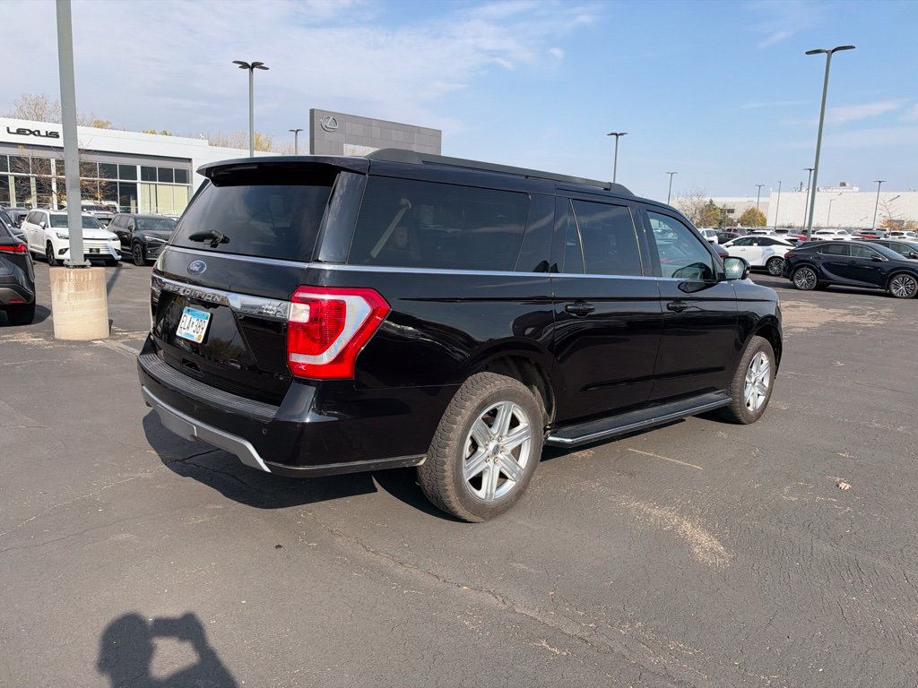 Used 2020 Ford Expedition Max XLT w/ Equipment Group 202A AWD/4WD image 17