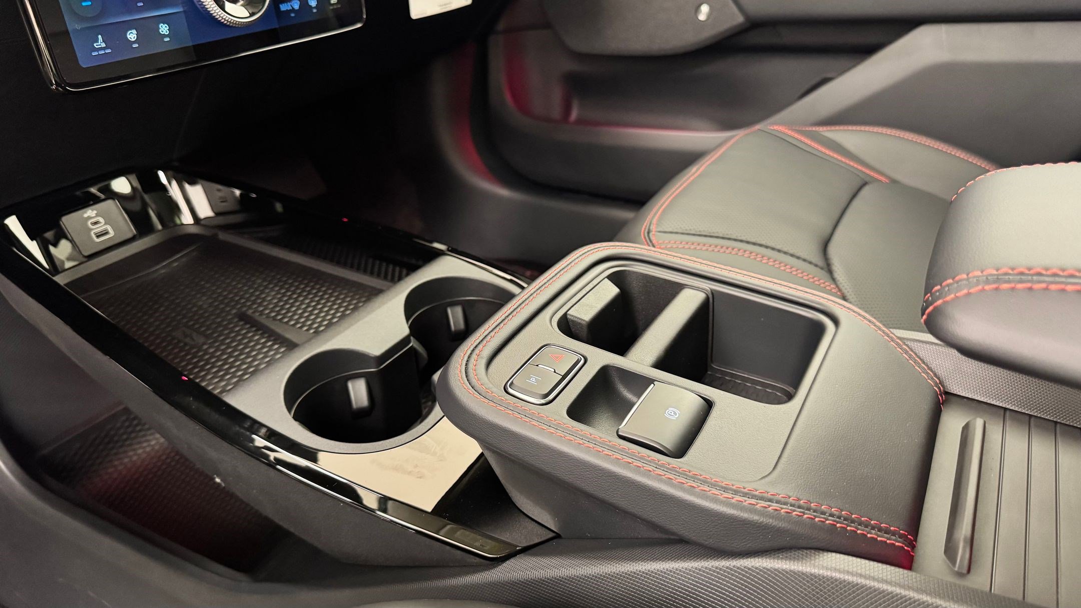 New 2025 Ford Mustang Mach-E Premium w/ Sport Appearance Package image 27