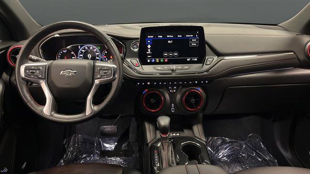 Used 2024 Chevrolet Blazer RS w/ Enhanced Convenience Package image 11