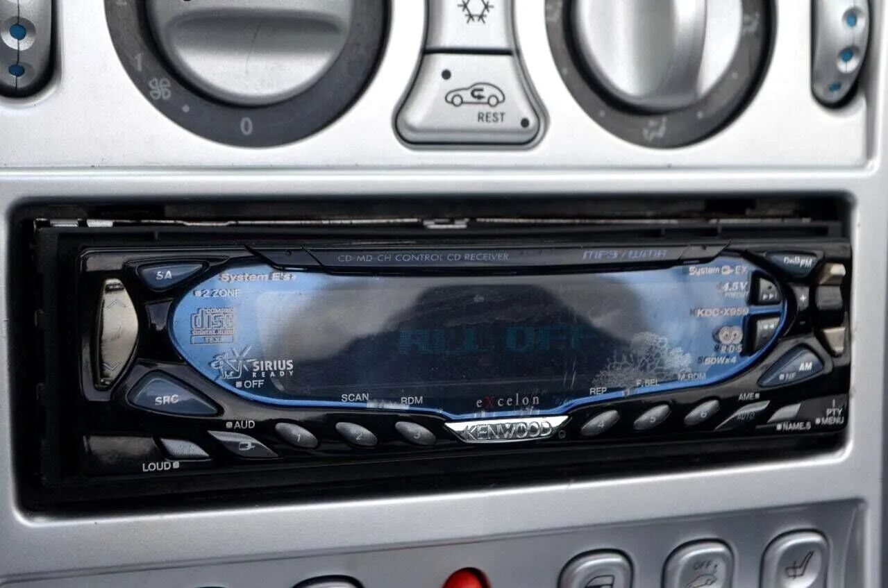 Used 2005 Chrysler Crossfire Limited RWD image 30