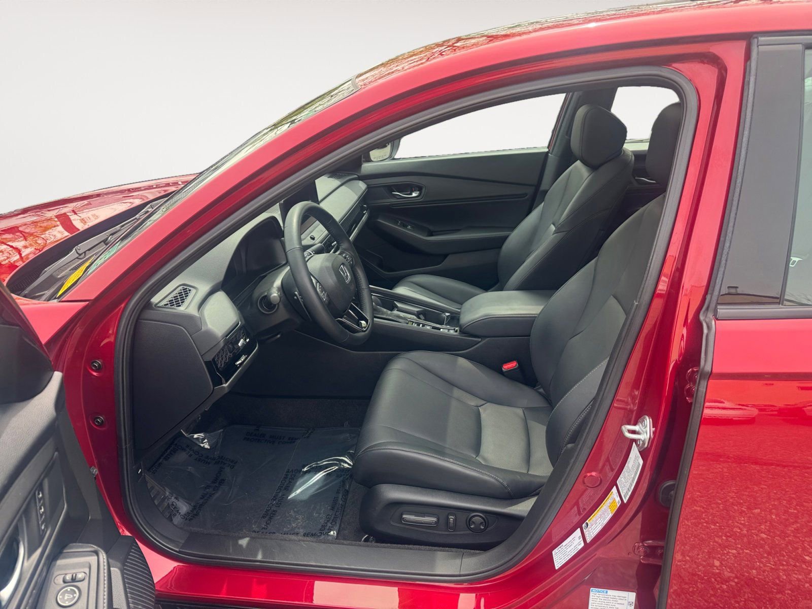 Used 2023 Honda Accord Sport image 13