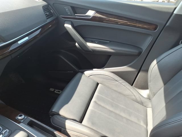 Used 2019 Audi Q5 Prestige AWD/4WD image 17
