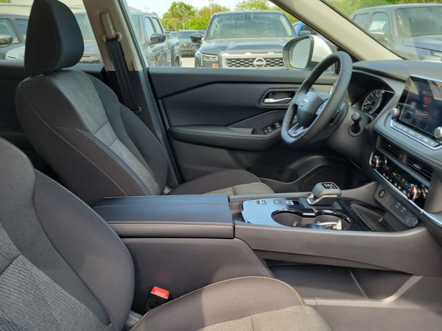 New 2026 Nissan Rogue SV w/ Cold Weather Package FWD image 33