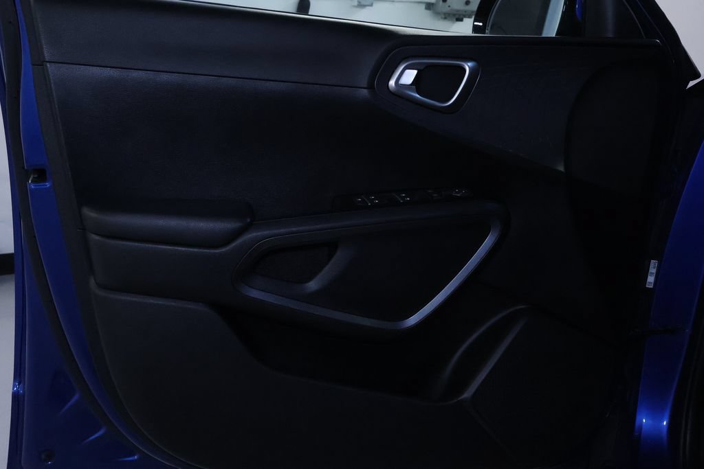 Used 2021 Kia Soul GT-Line FWD image 13
