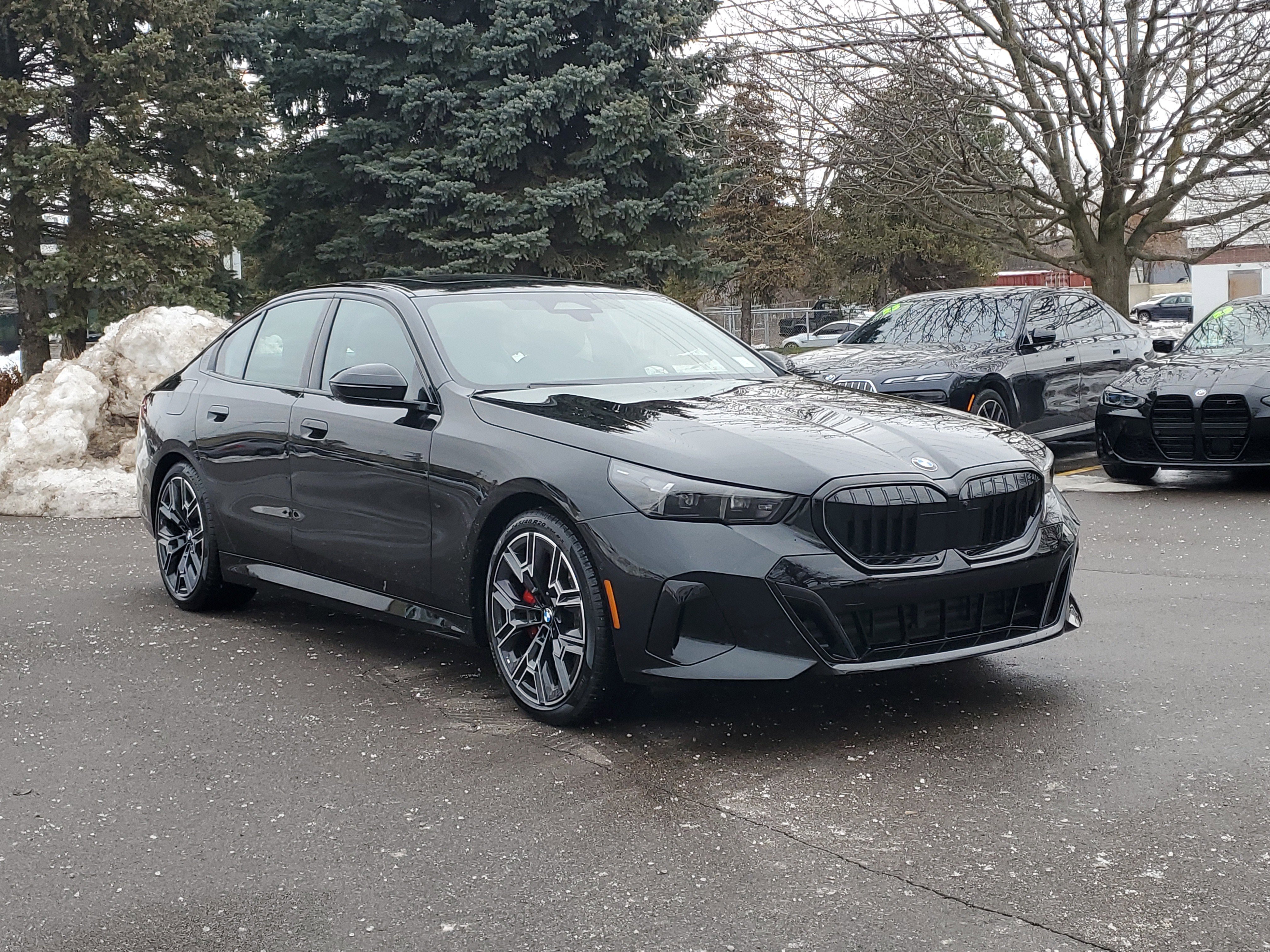 New 2026 BMW 530i xDrive w/ M Sport Package image 4