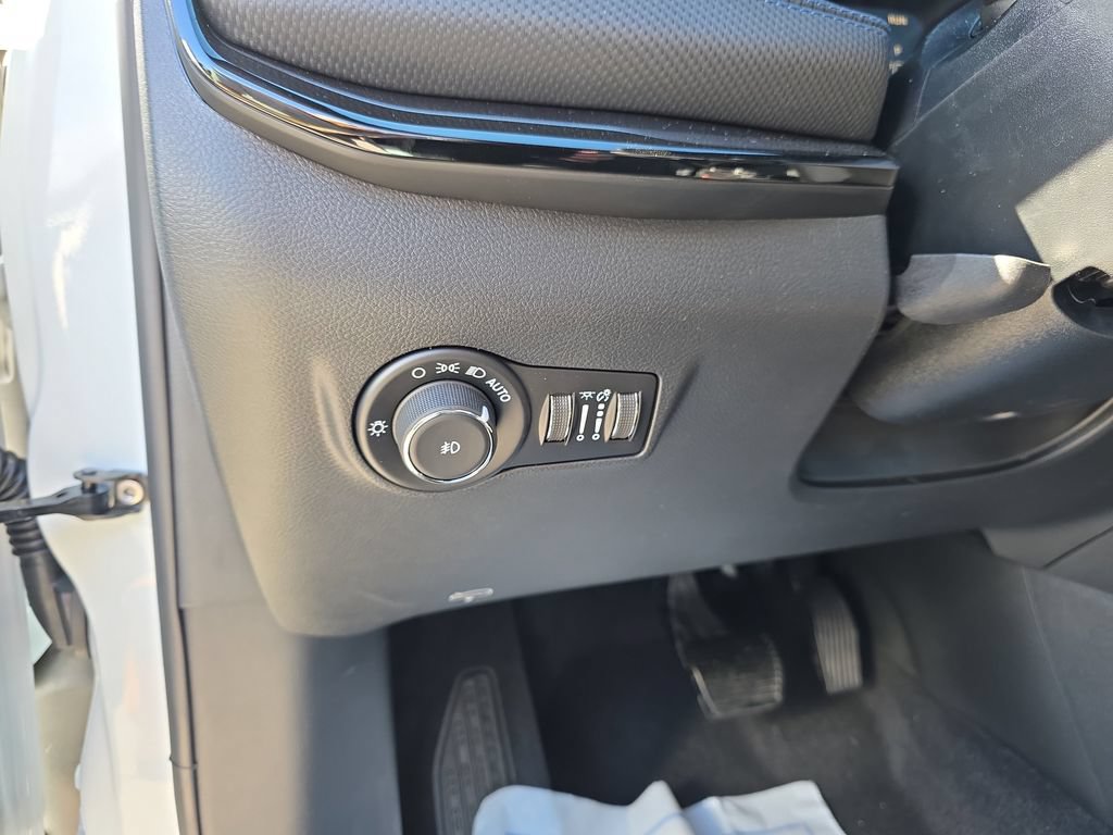 New 2026 Jeep Compass Latitude AWD/4WD image 20