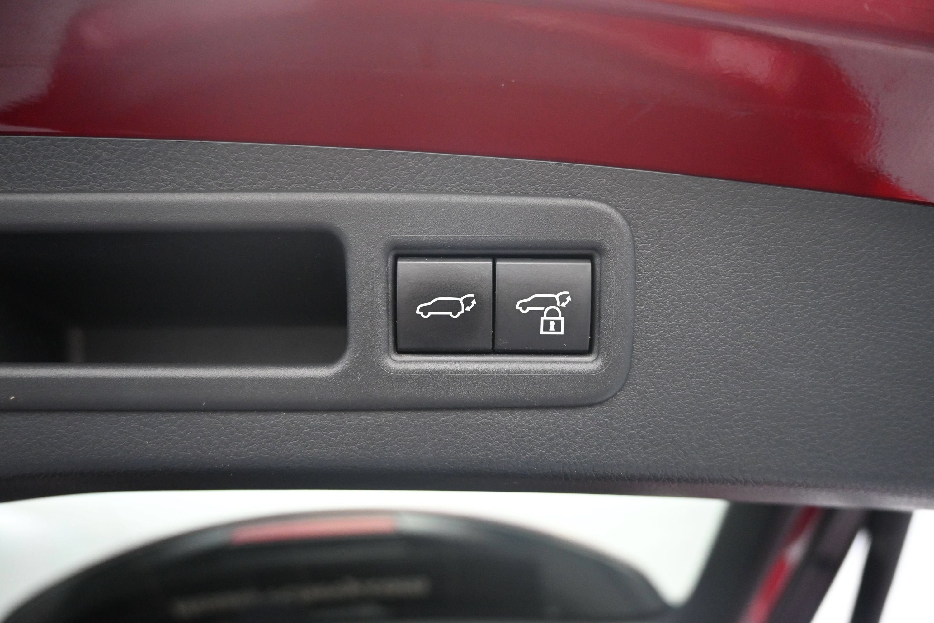 Used 2023 Lexus RX 350h w/ Accessory Package (2T) AWD/4WD image 32