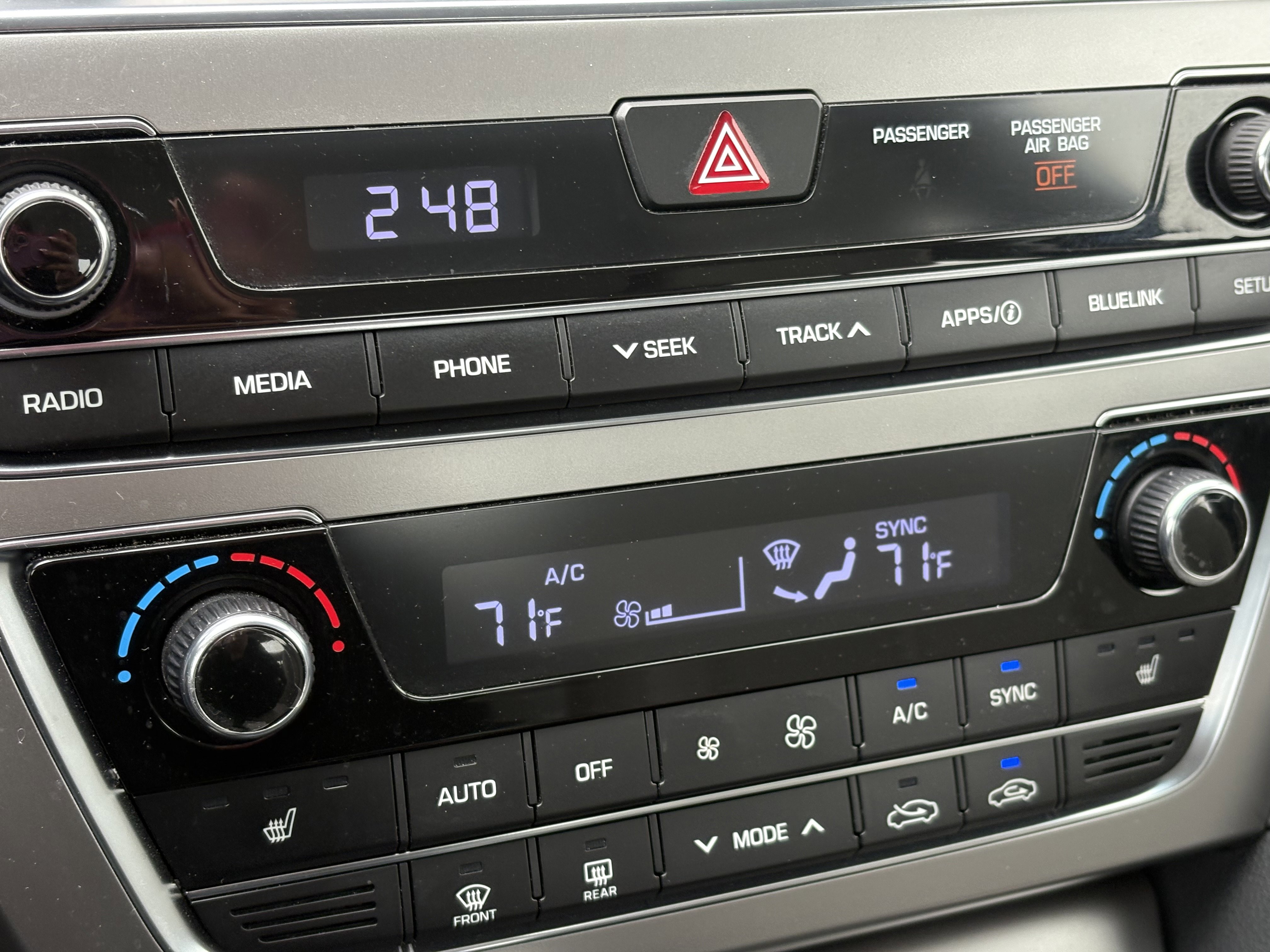 Used 2017 Hyundai Sonata Limited w/ Cargo Package image 23