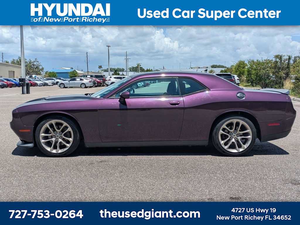 Used 2020 Dodge Challenger GT RWD image 2