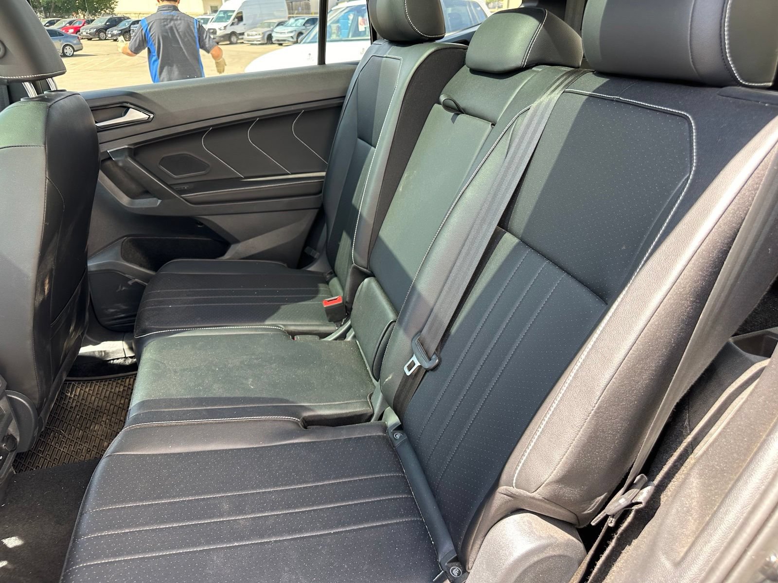 Used 2024 Volkswagen Tiguan SE R-Line w/ MDO Package, Three-Row FWD image 15