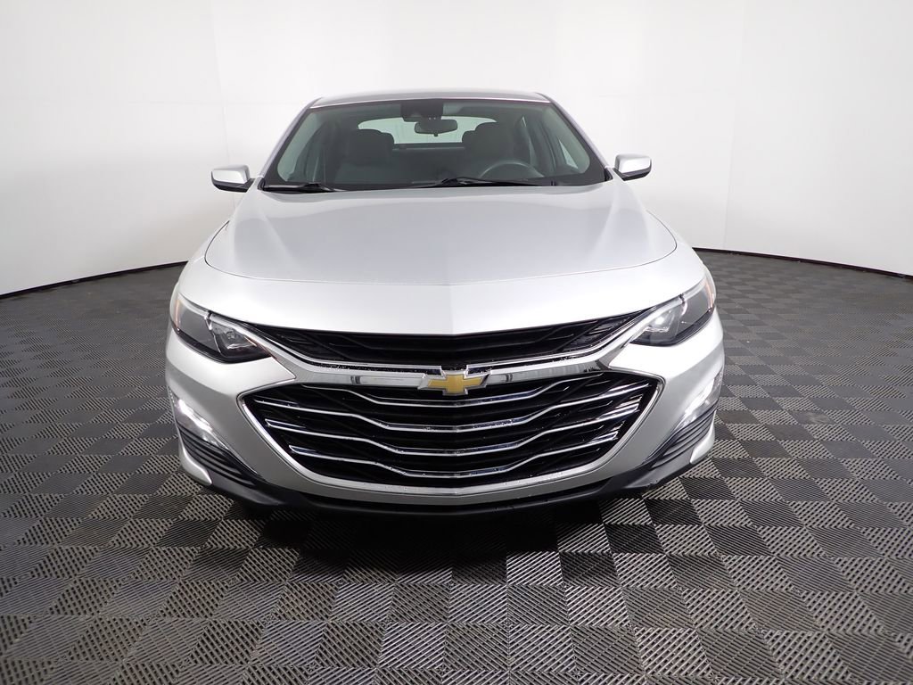 Used 2020 Chevrolet Malibu LS w/ Driver Confidence Package II image 4