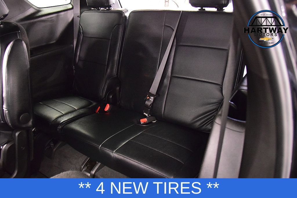 Used 2023 Chevrolet Traverse LT AWD/4WD image 32