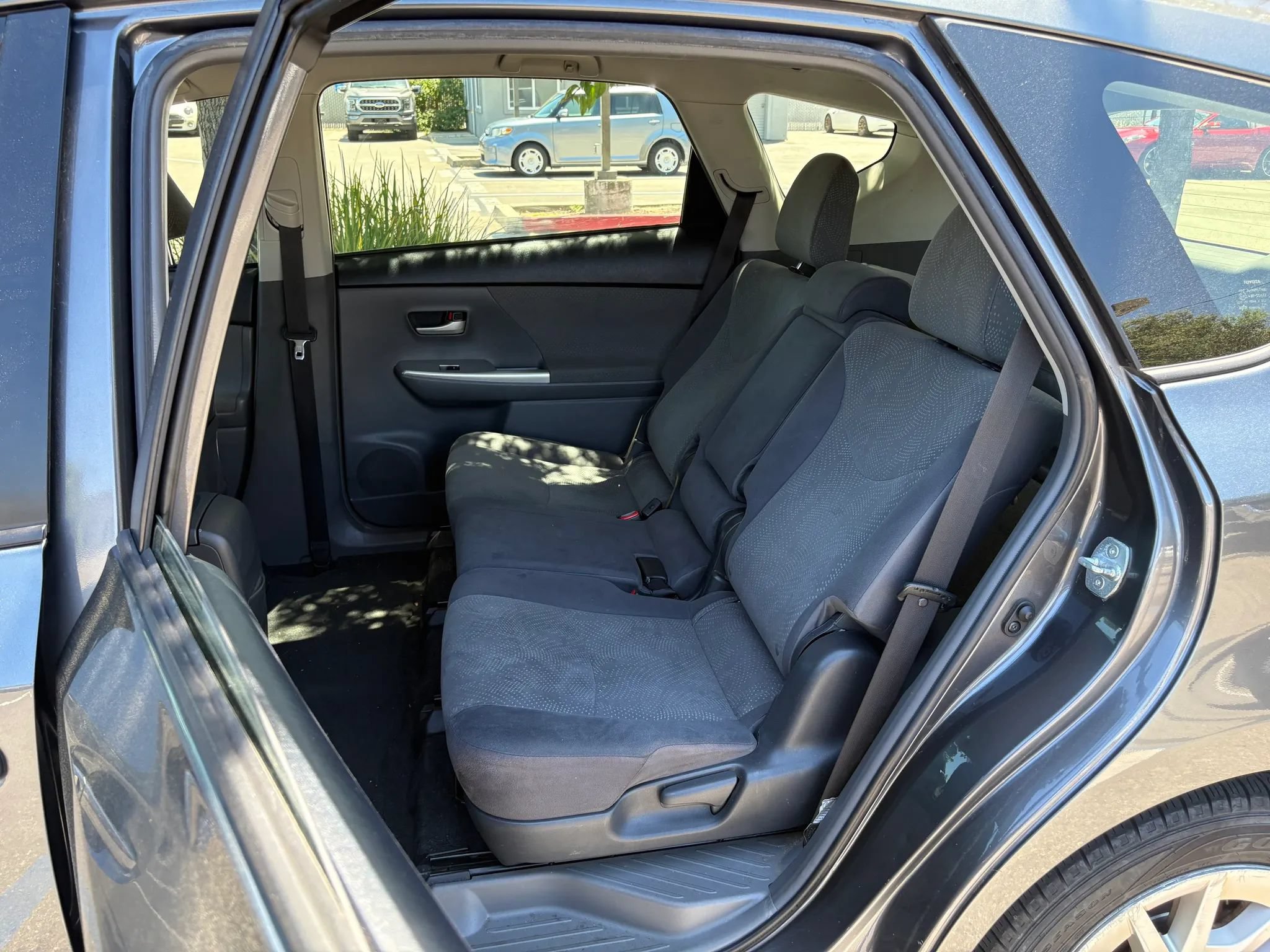 Used 2013 Toyota Prius V Two FWD image 12