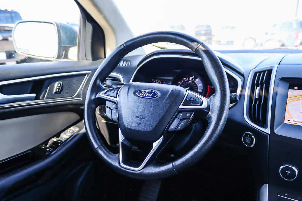 Used 2019 Ford Edge SEL w/ Equipment Group 201A FWD image 14