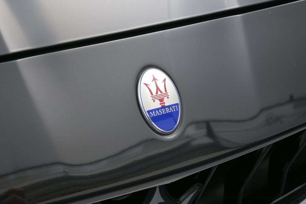 Used 2020 Maserati Quattroporte S GranSport Q4 AWD/4WD image 13