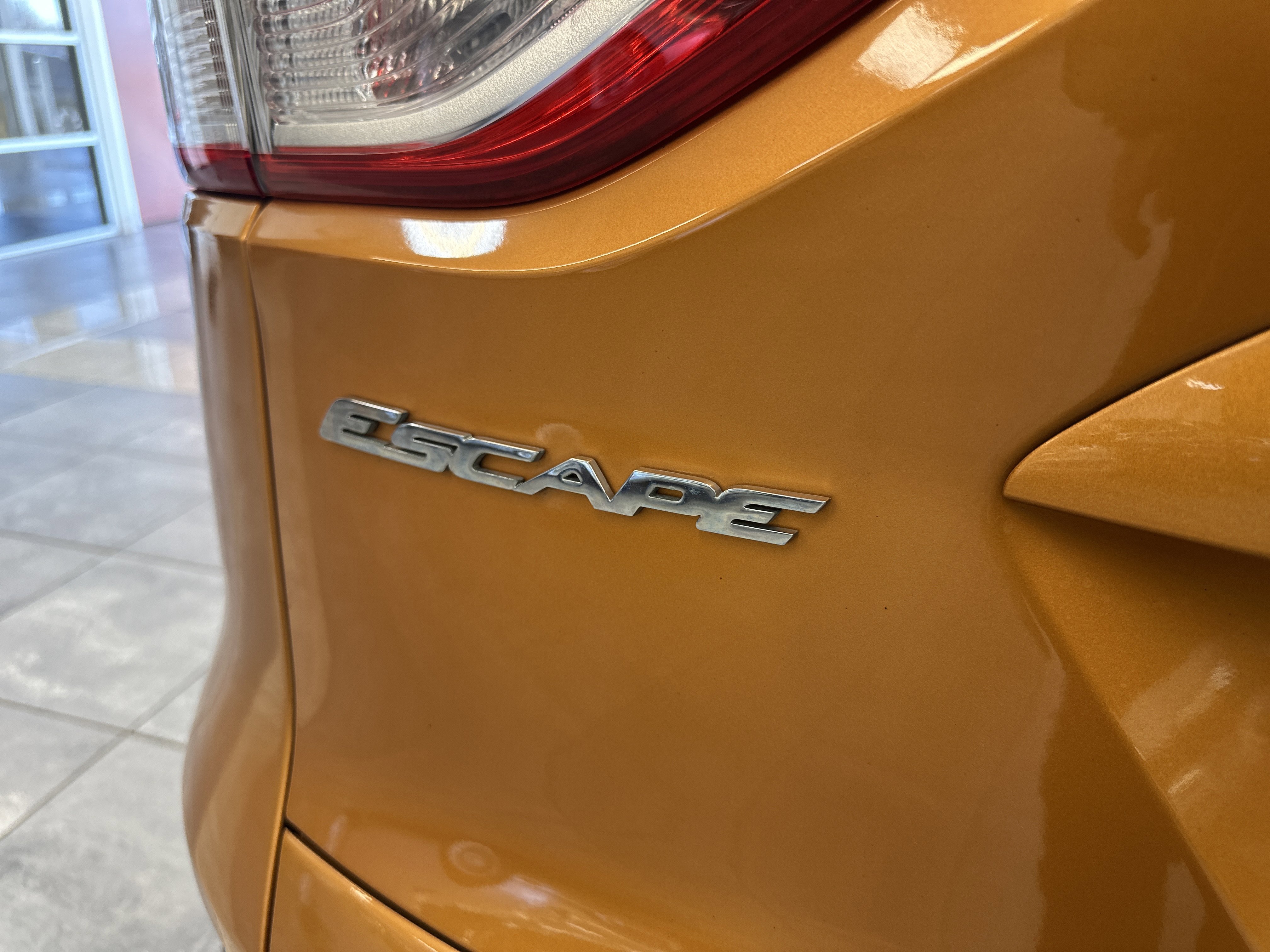 Used 2016 Ford Escape S image 8