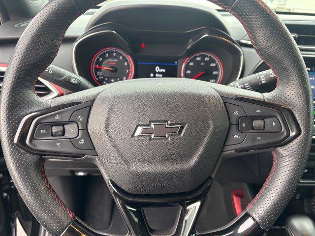 Used 2022 Chevrolet TrailBlazer RS w/ Technology Package image 27