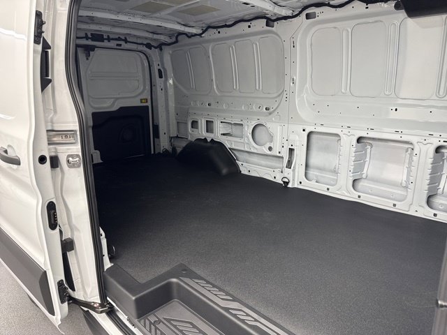 New 2026 Ford Transit 250 Low Roof RWD image 25