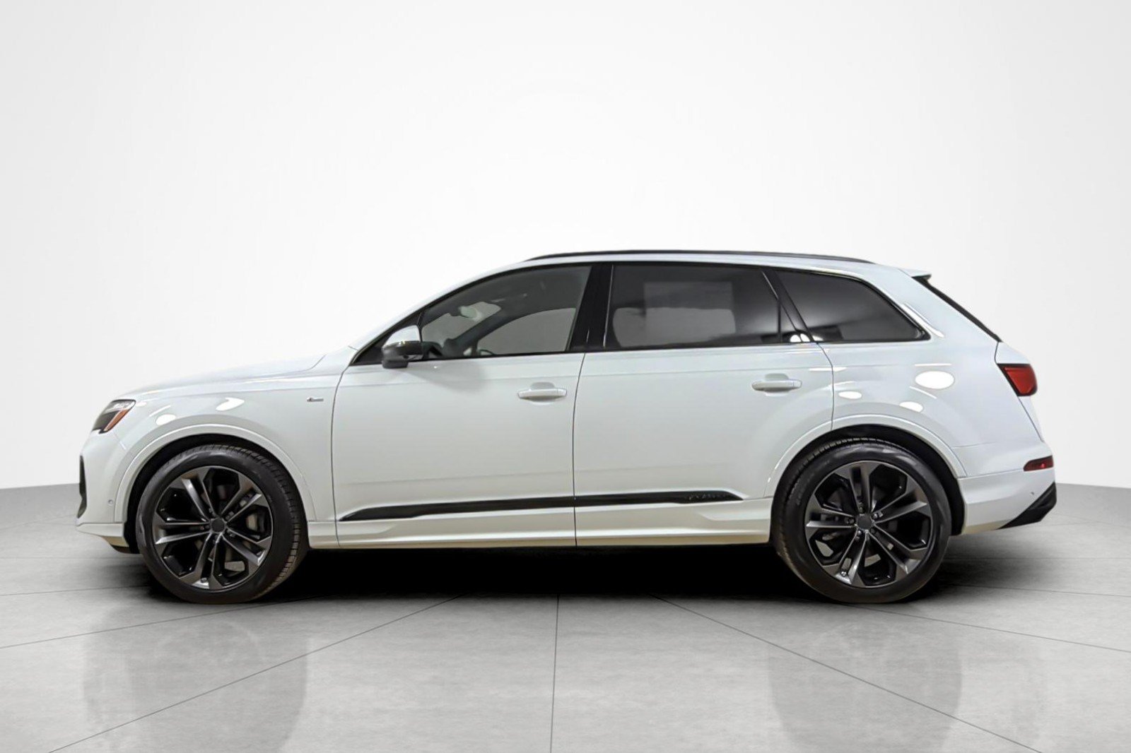 New 2026 Audi Q7 Premium Plus AWD/4WD image 3