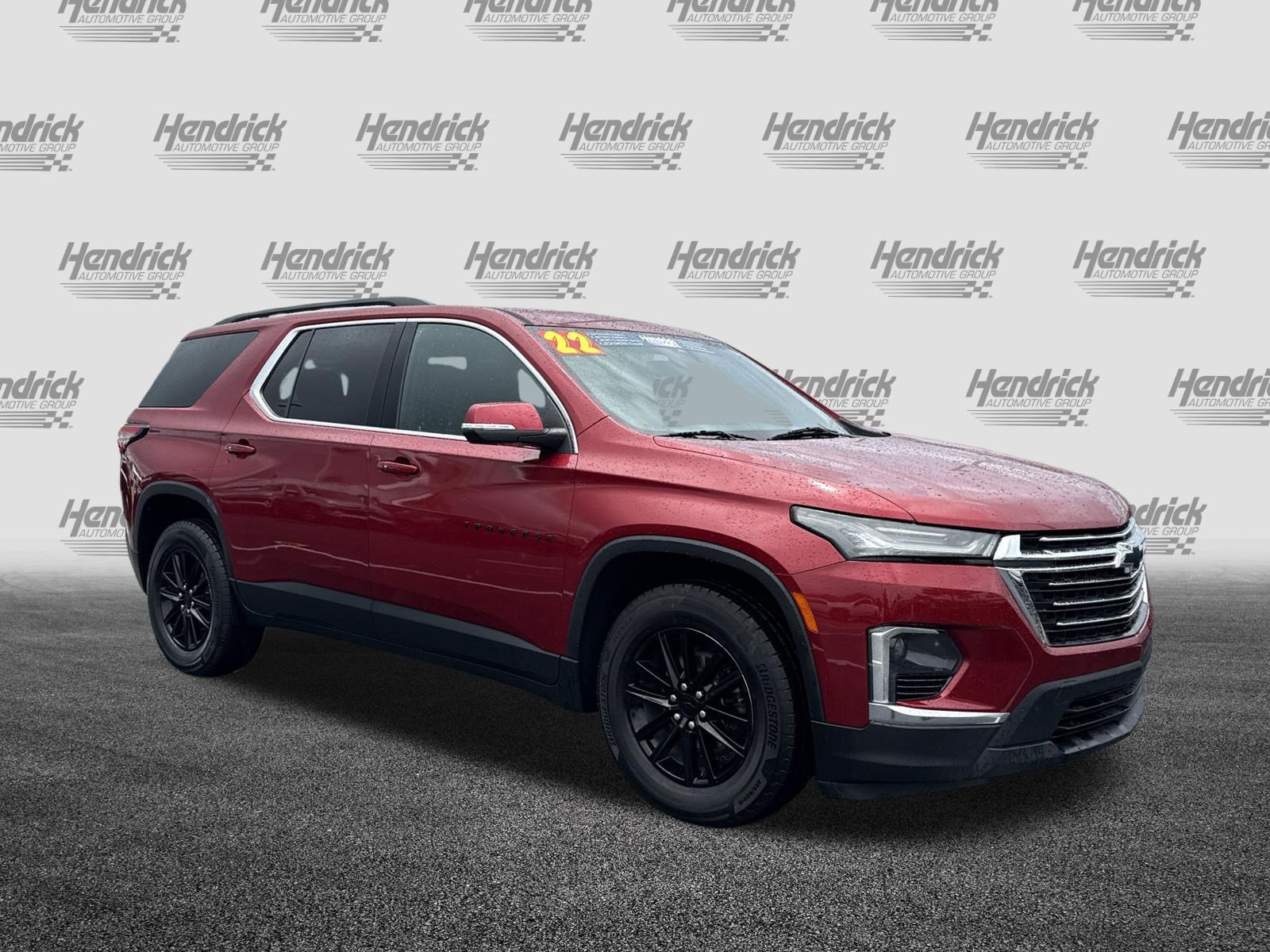 Used 2022 Chevrolet Traverse LT FWD video 2
