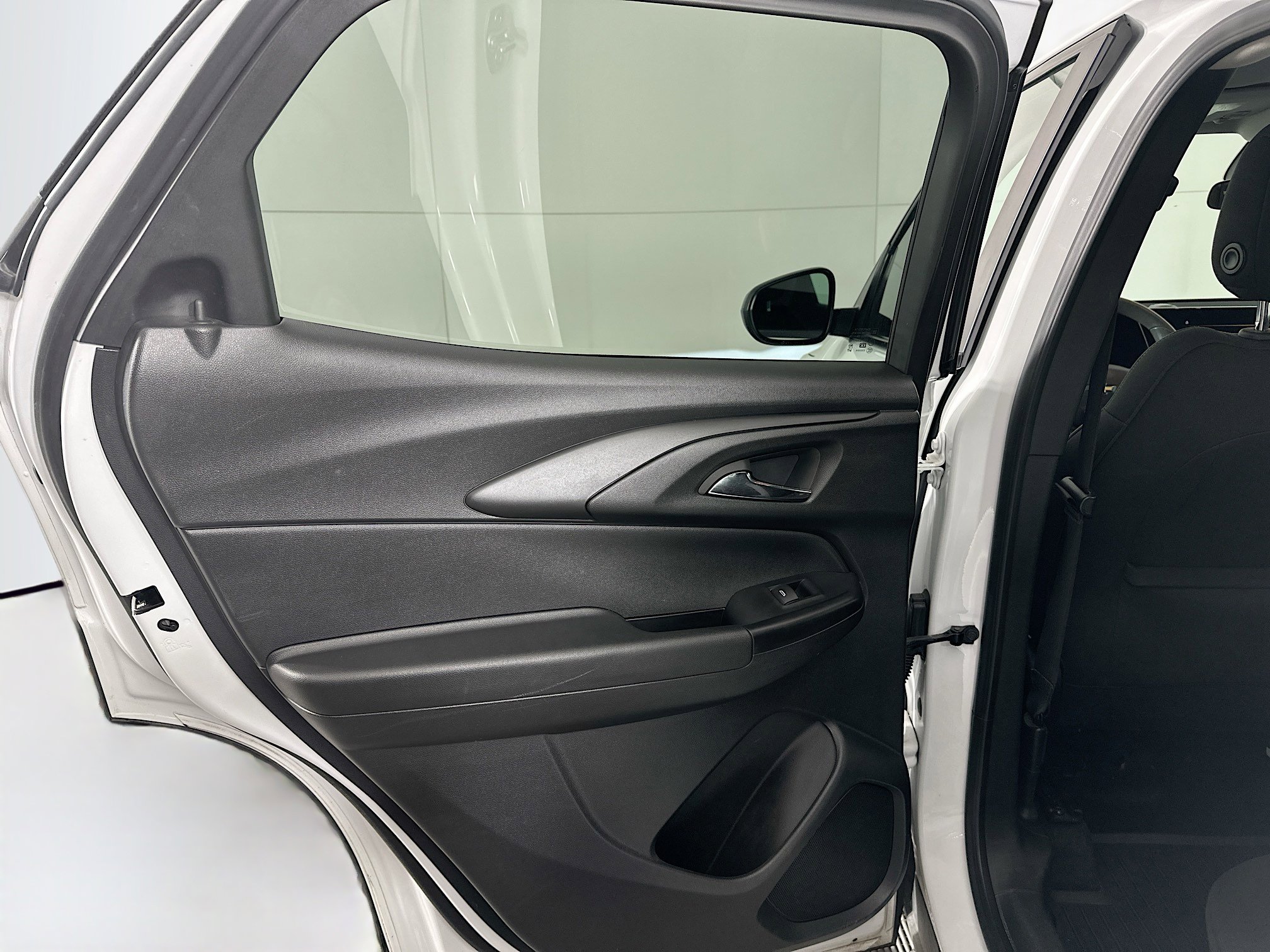 Used 2024 Chevrolet TrailBlazer LS w/ LS Convenience Package image 24