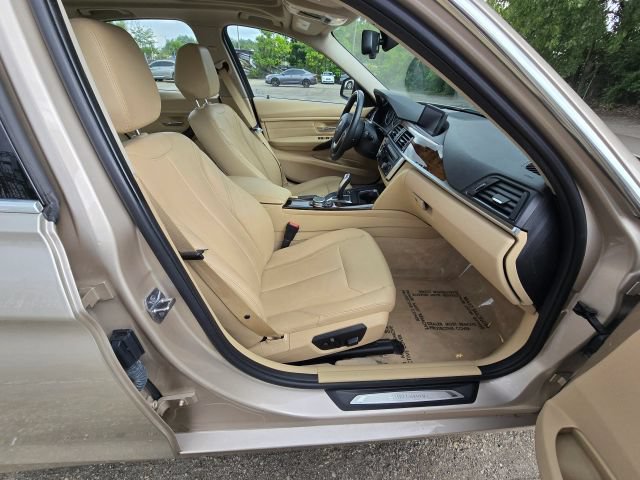 Used 2015 BMW 328i xDrive Sedan AWD/4WD image 16