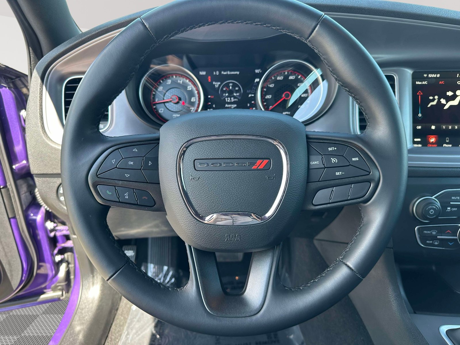 Used 2023 Dodge Charger SXT RWD image 16