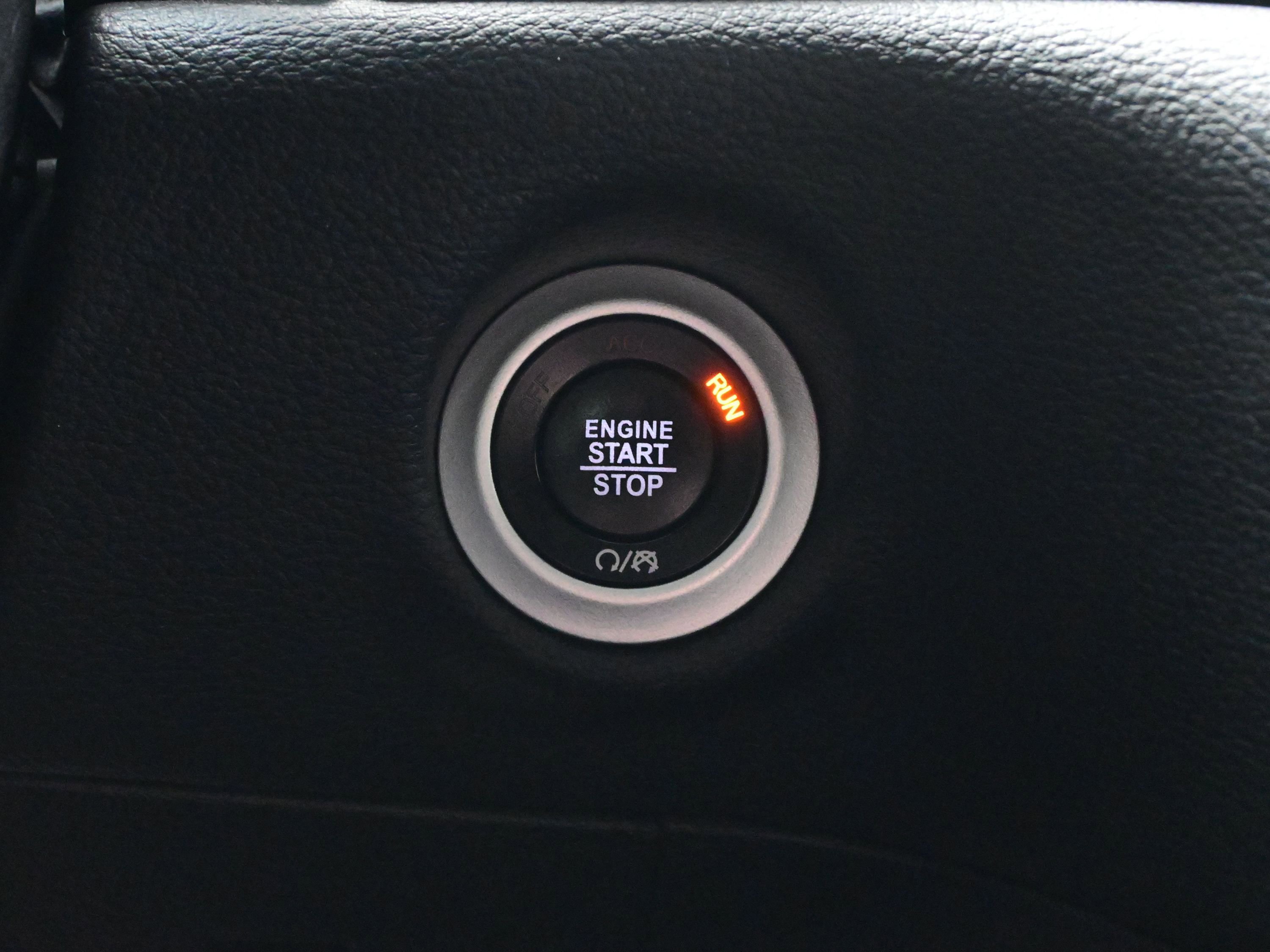 Used 2023 Chrysler Pacifica Touring-L w/ S Appearance Package image 23