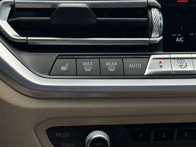 Used 2020 BMW 330i Sedan w/ Convenience Package image 21