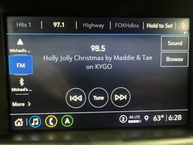 Used 2024 GMC Terrain SLE w/ Driver Convenience Package image 37