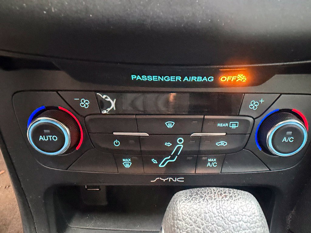 Used 2017 Ford Focus SE FWD image 20