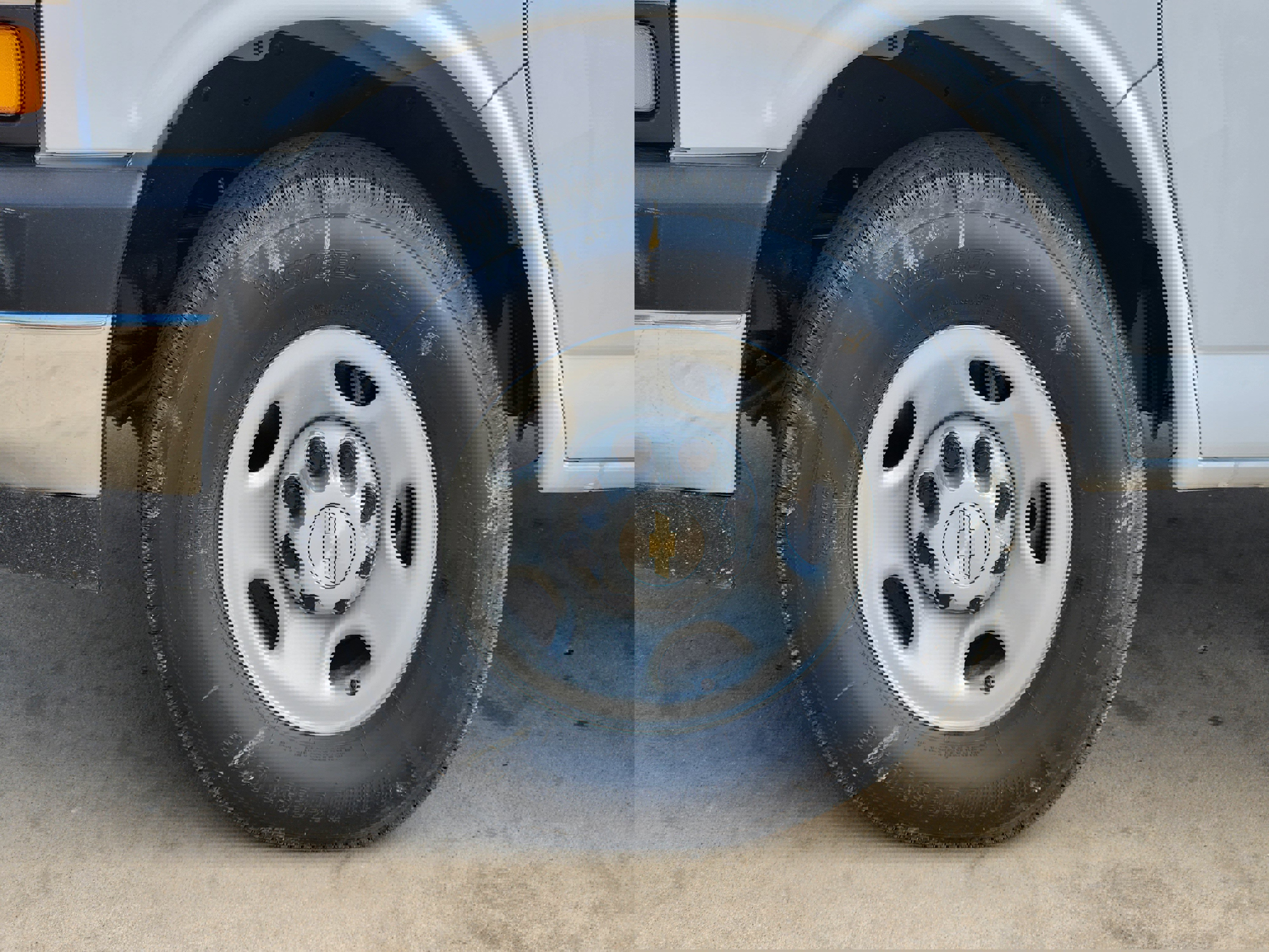 New 2025 Chevrolet Express 3500 w/ Power Convenience Package image 16