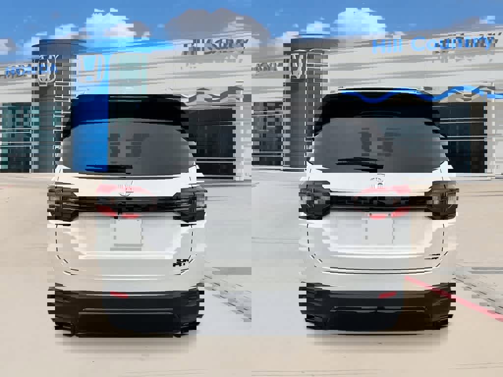 New 2026 Honda Pilot Sport image 4