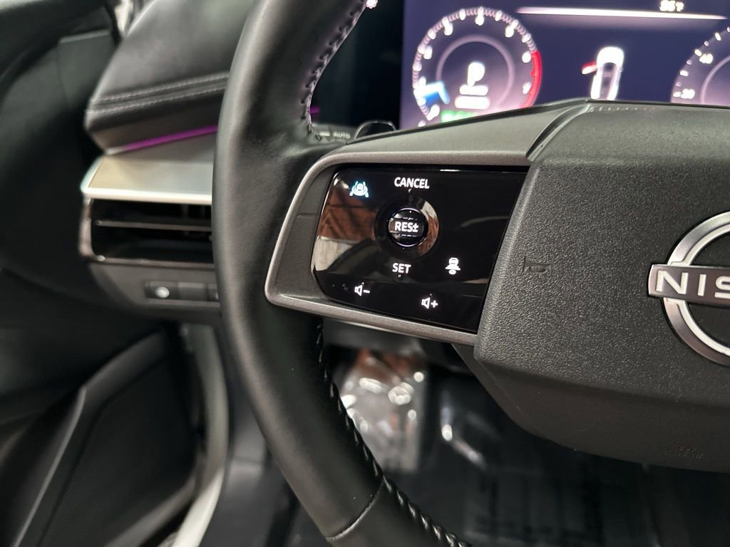 Used 2025 Nissan Murano SL AWD/4WD image 15