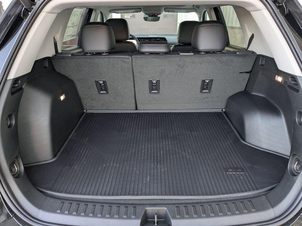 New 2026 GMC Terrain Denali w/ LPO, Floor Liner Package image 9