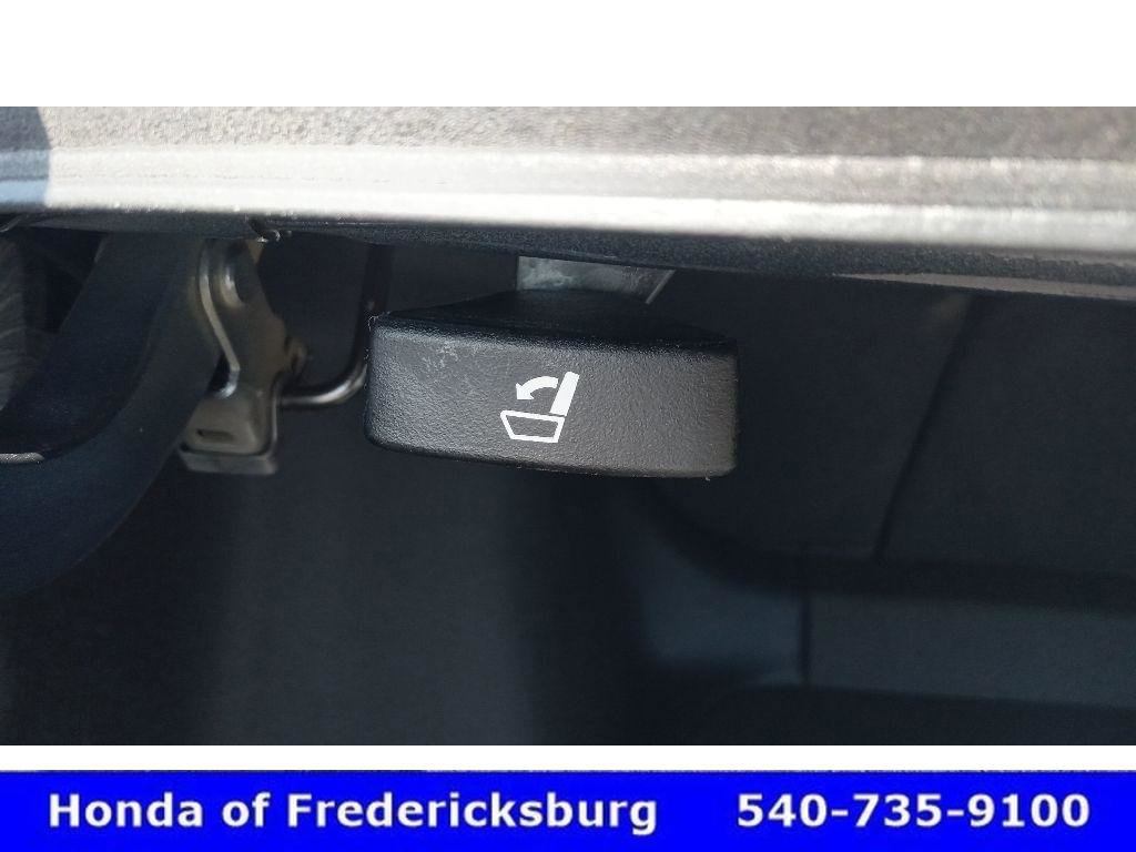 Certified 2025 Honda Accord SE image 32