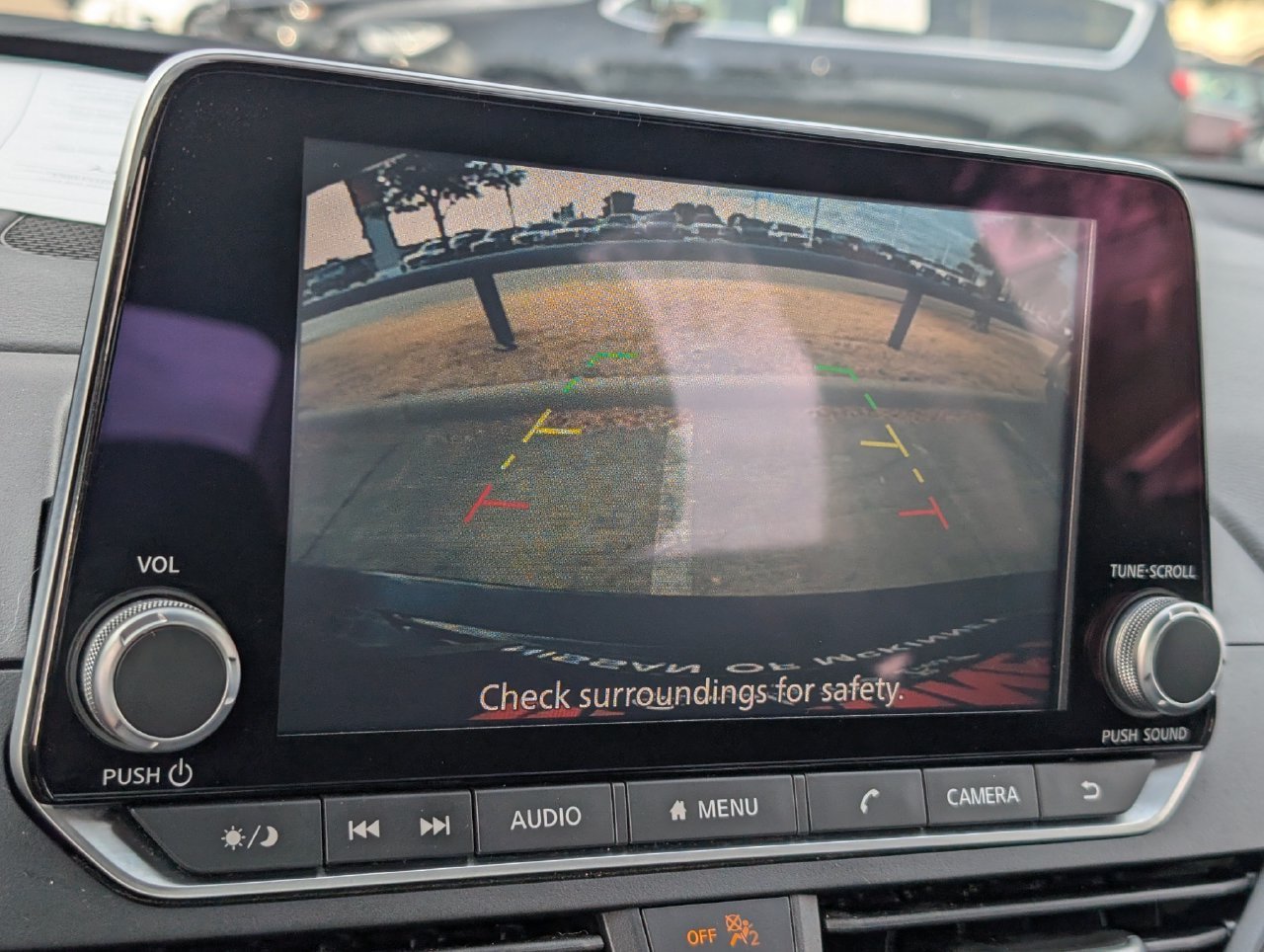 Used 2025 Nissan Altima 2.5 SV FWD image 14
