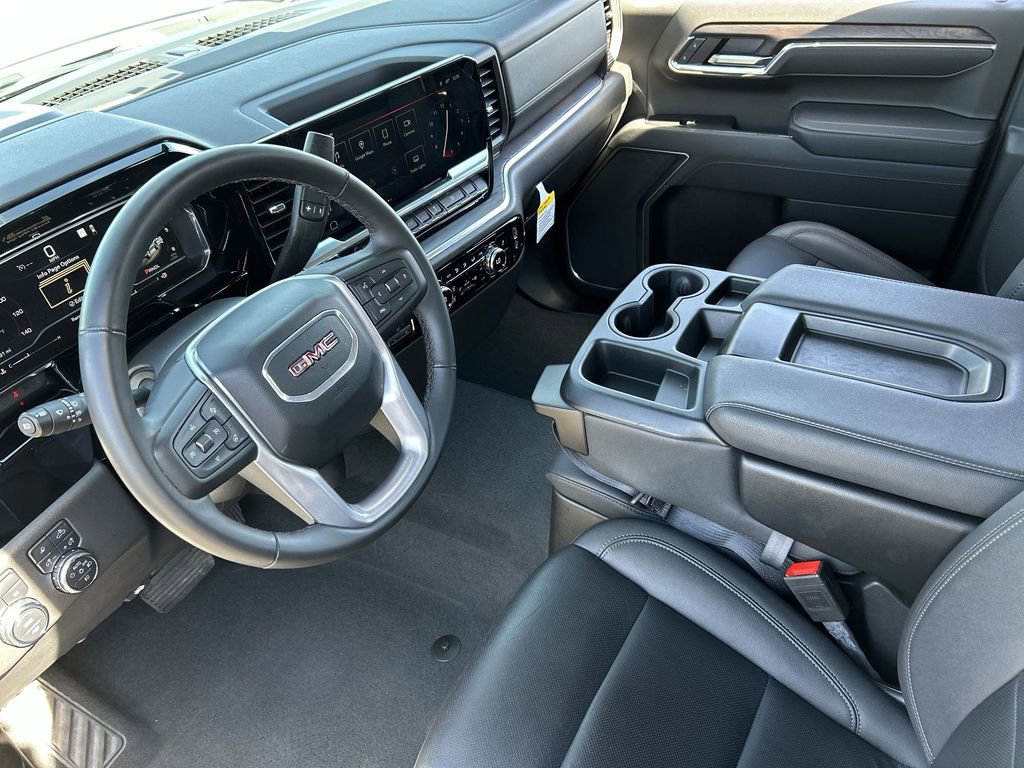 Used 2025 GMC Sierra 1500 SLT image 10