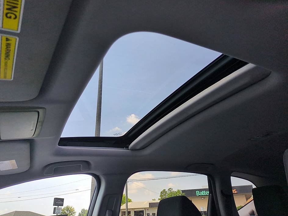 Used 2017 Honda CR-V EX image 28