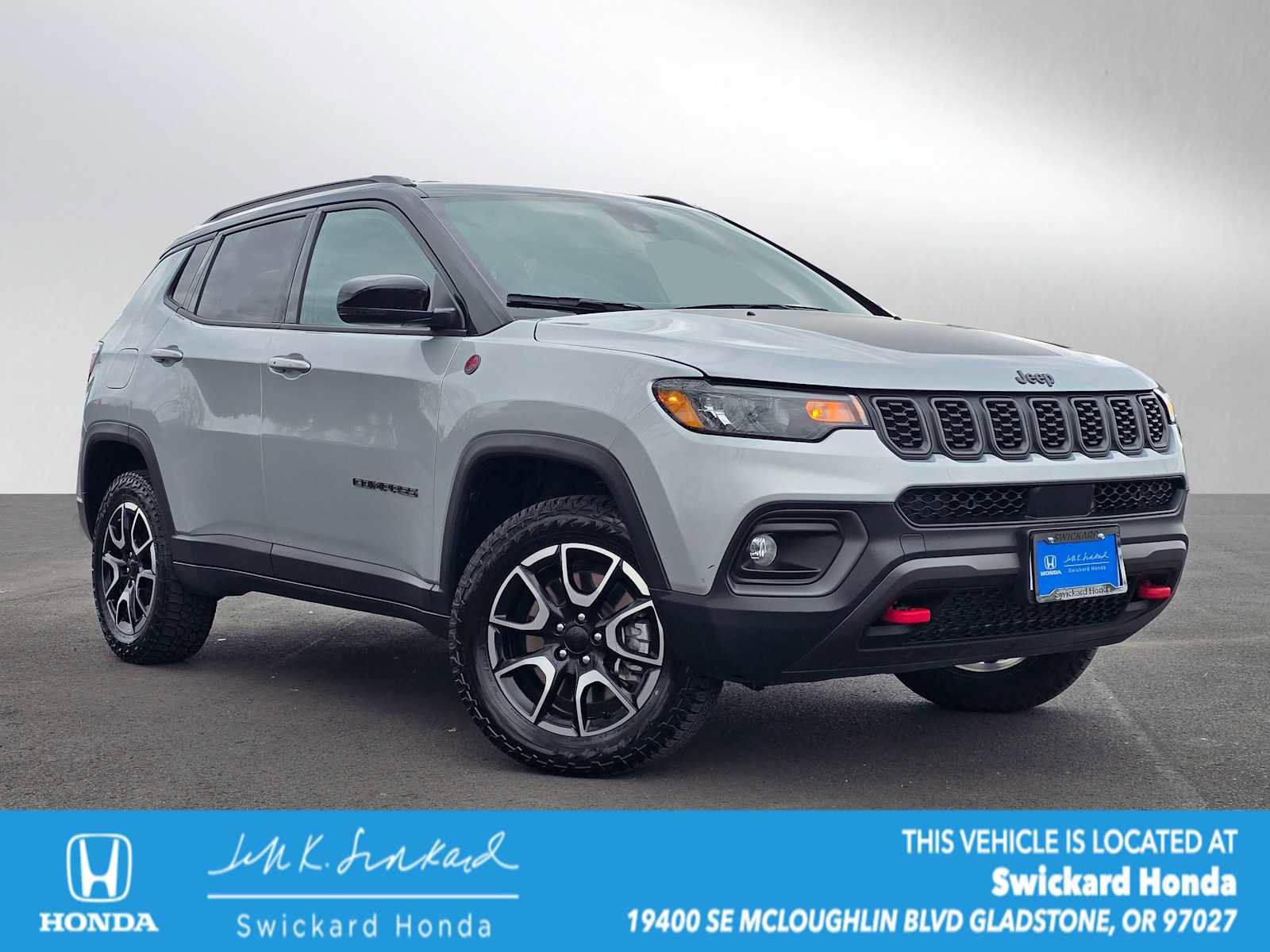 Used 2024 Jeep Compass Trailhawk