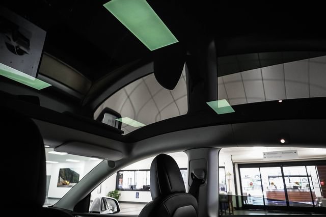 Used 2023 Tesla Model Y Long Range AWD/4WD image 19
