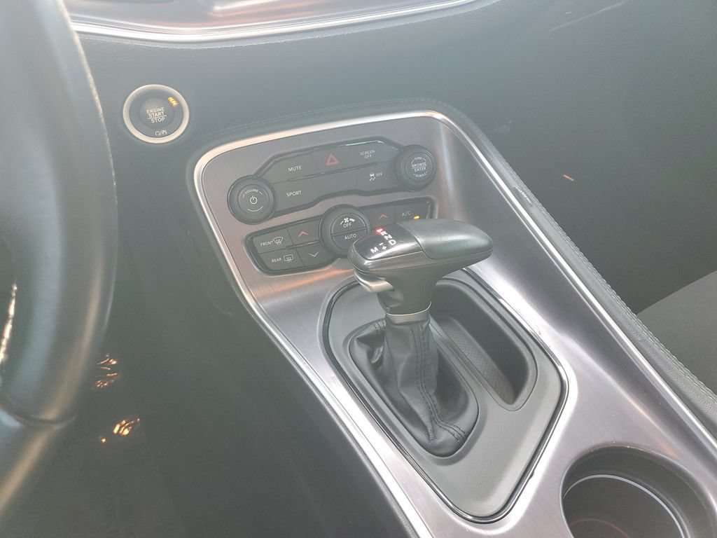 Used 2018 Dodge Challenger SXT RWD image 26